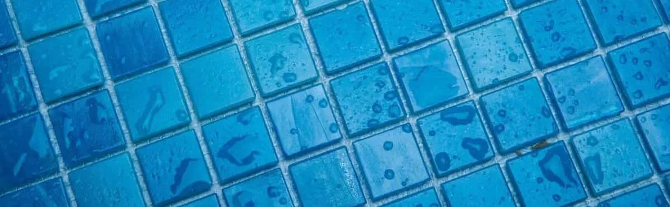 Мозаичная плитка для бассейнов вместо обычной: в чем разница?  - блог Aquapolis